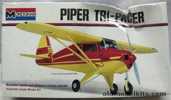 Monogram 1/32 Piper Tri-Pacer Sport Airplane (Tripacer), 6822-0150 plastic model kit